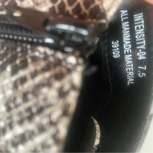 Bamboo Snakeprint Boots High Heel Size 7.5 - Picture 8 of 9